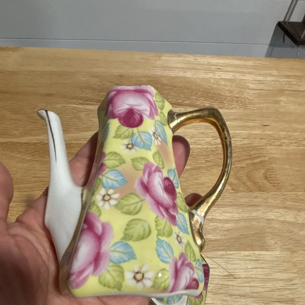 Vintage Miniature Ceramic 